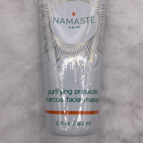 3/$9 Namaste Skin Purifying Probiotic Charcoal Facial Masque - Picture 2 of 3